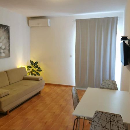 Apartments Angela Makarska Zimmer foto