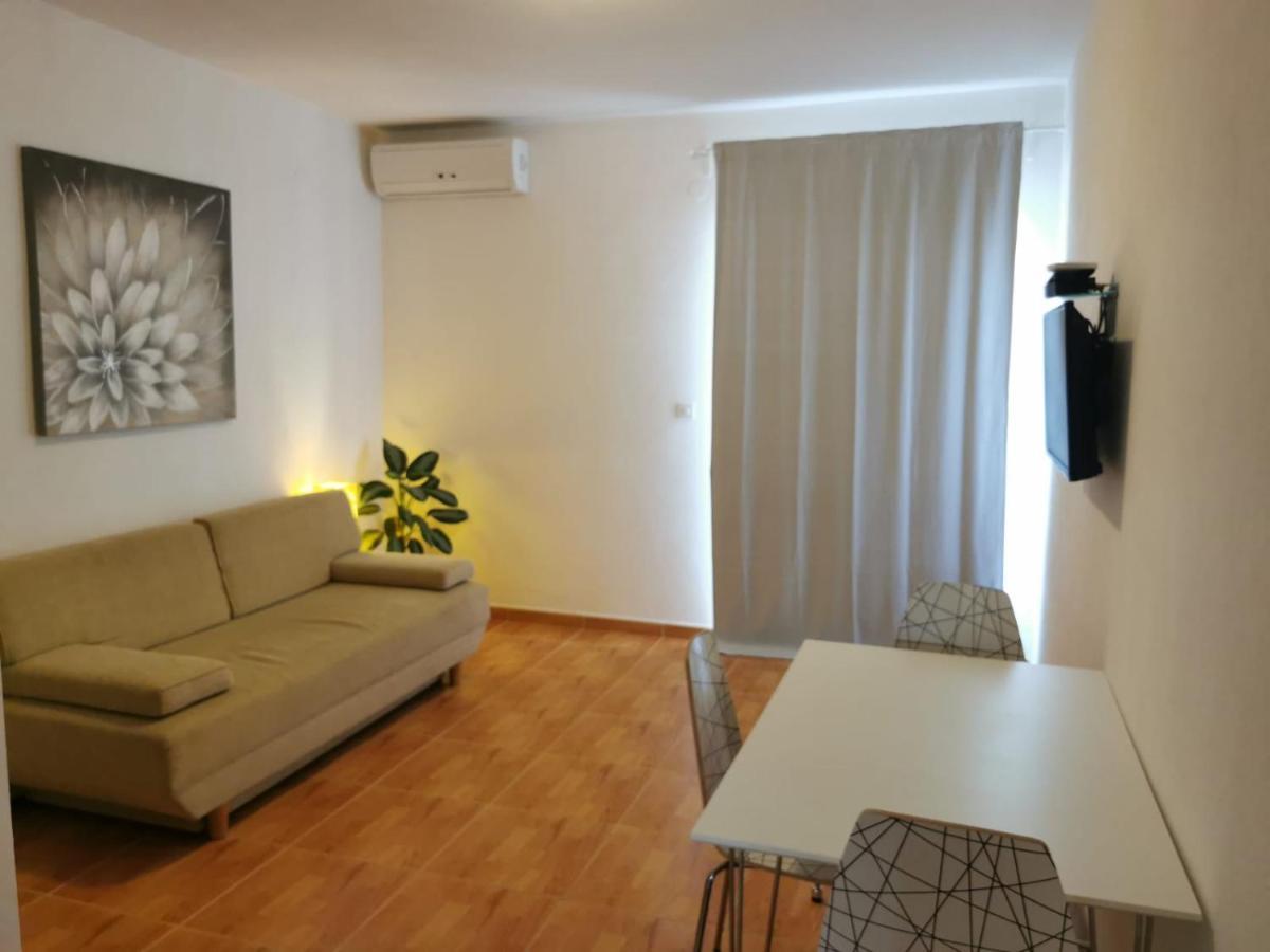 Apartments Angela Makarska Zimmer foto